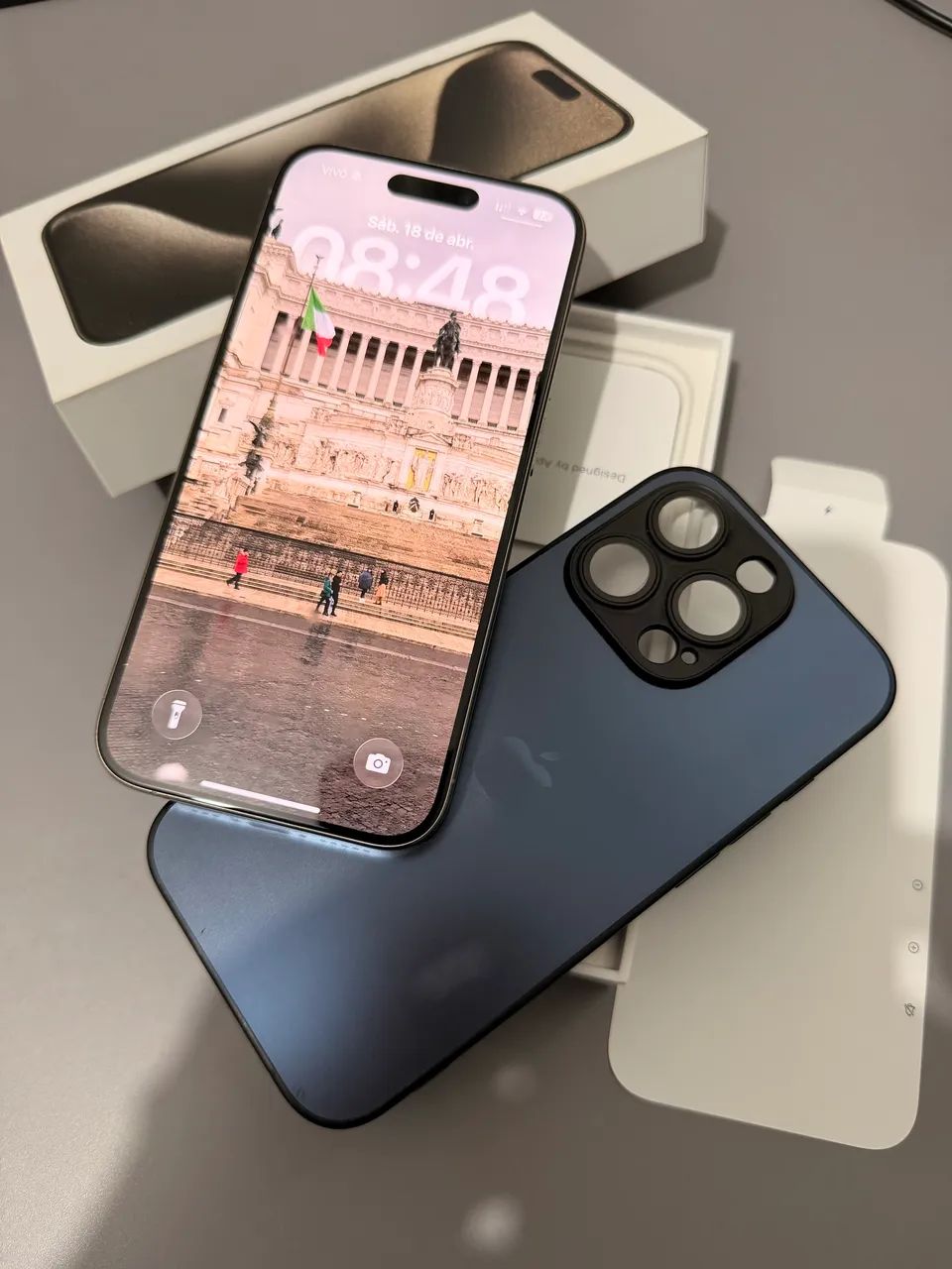 IPHONE 15 PRO - 256GB - com caixa - Celulares e Smartphones