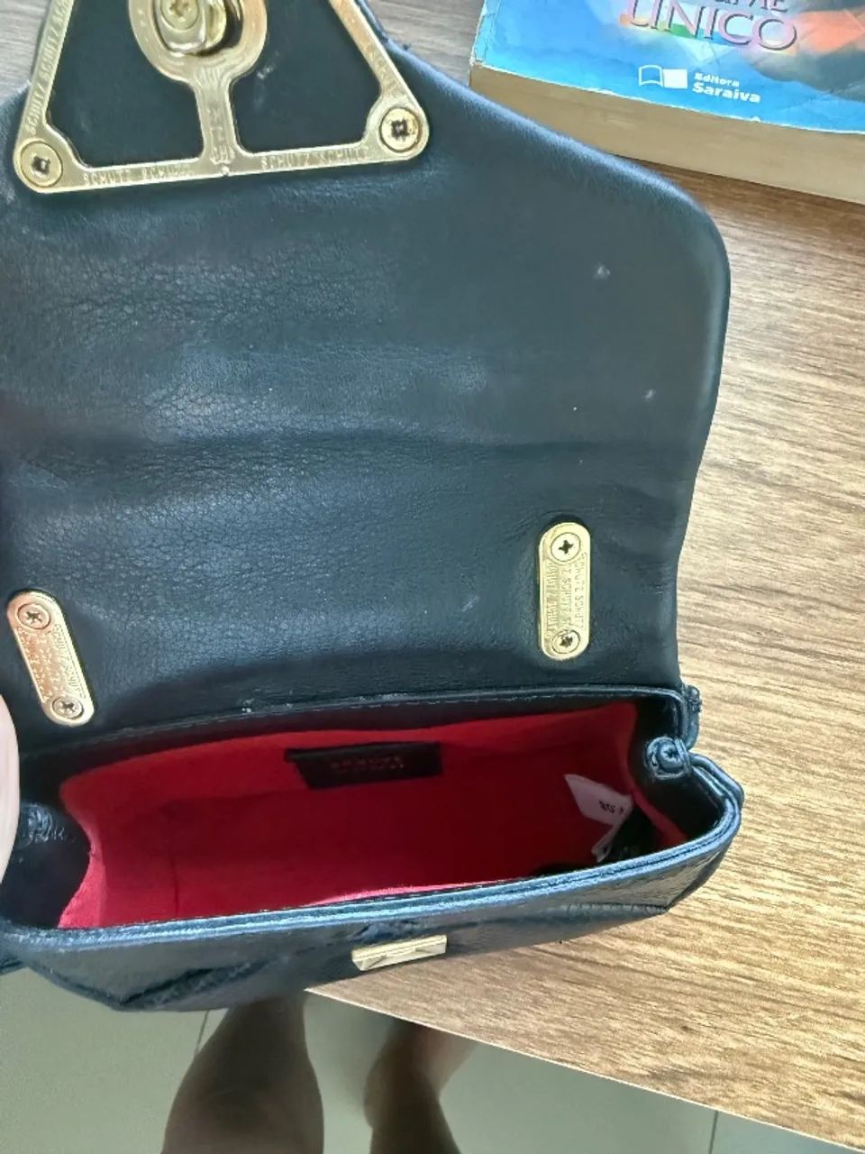 Bolsa Schutz em couro  - Foto 2