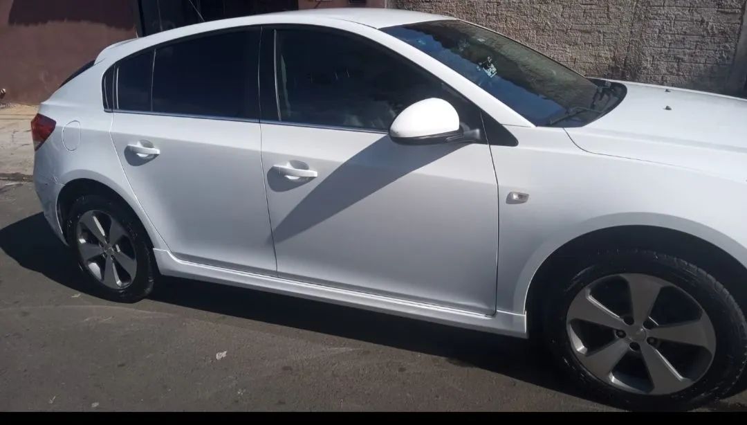 Chevrolet Cruze CRUZE HB Sport LT 1.8 16V FlexP. 5p Aut 2014