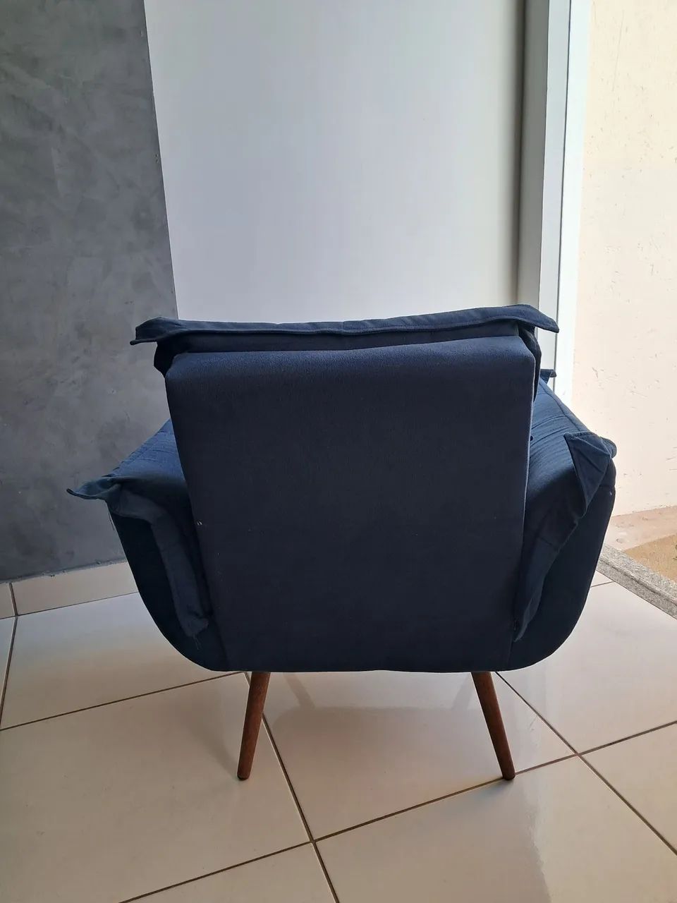 Vendo uma Poltrona de sala - Foto 2