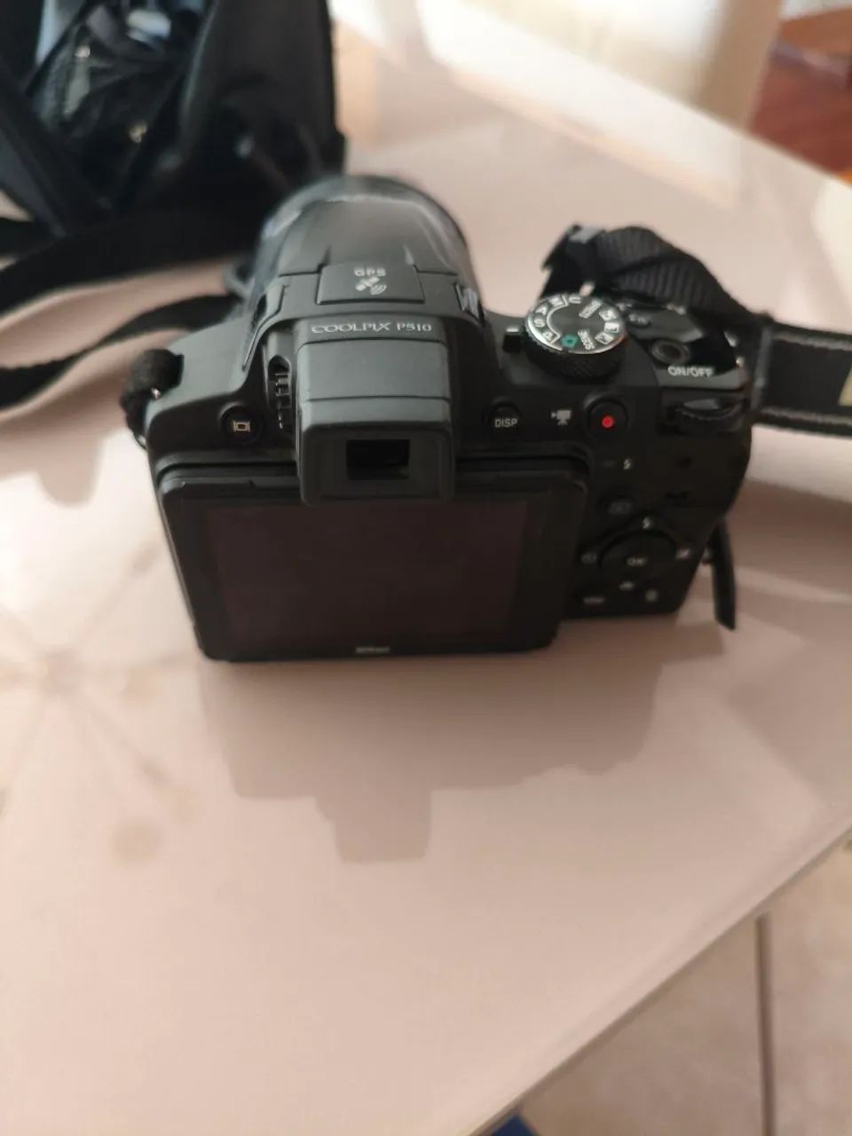 Câmera Nikon p510 com poucas marcas de uso