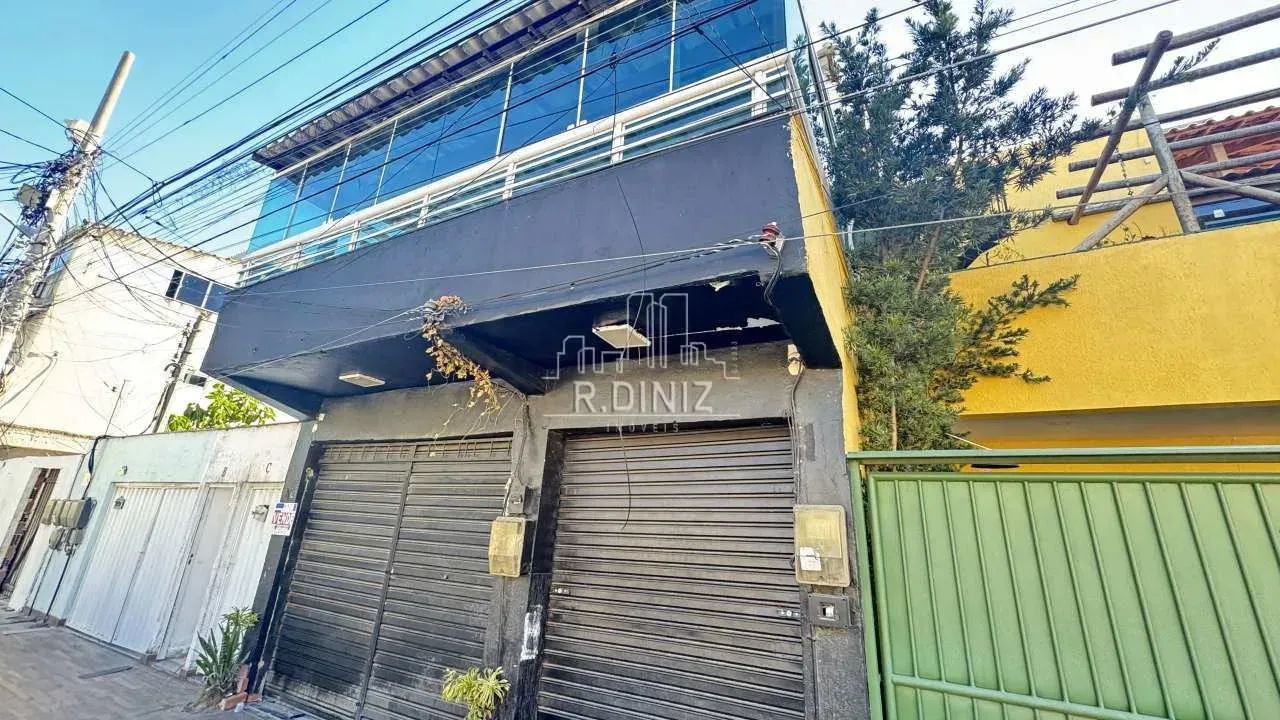 Terreno com 2 lofts, casa com 2 quartos e uma loja. - Foto 4