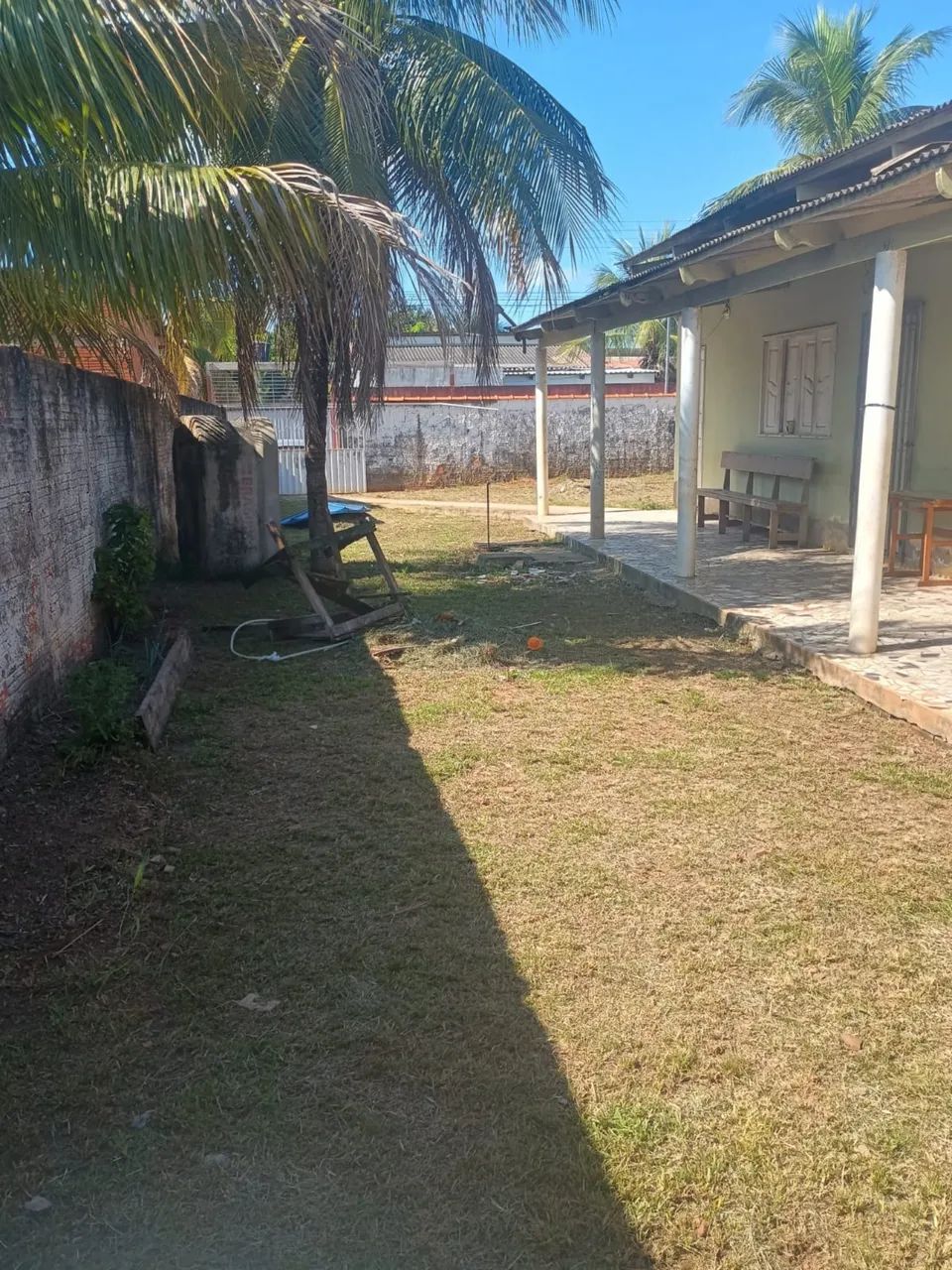 Imóvel com 3 Apartamentos no Boa União