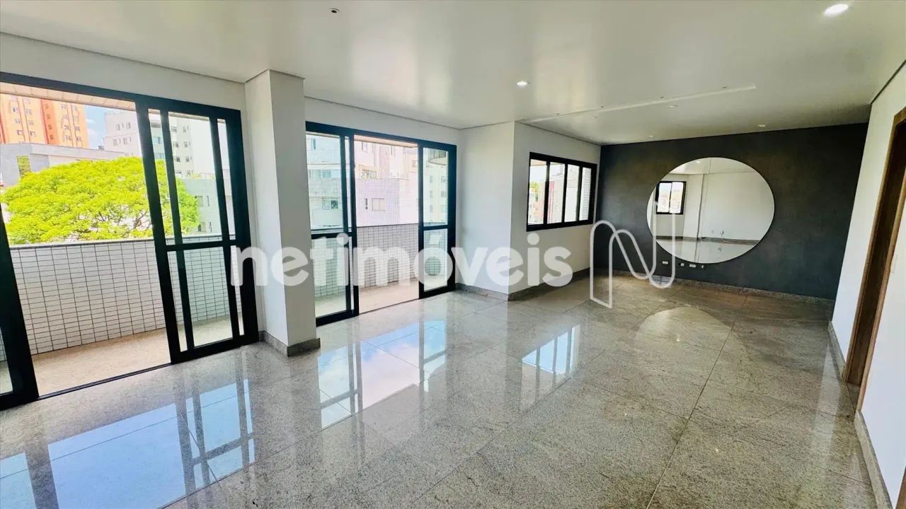 APARTAMENTO 04 QUARTOS BAIRRO SILVEIRA.