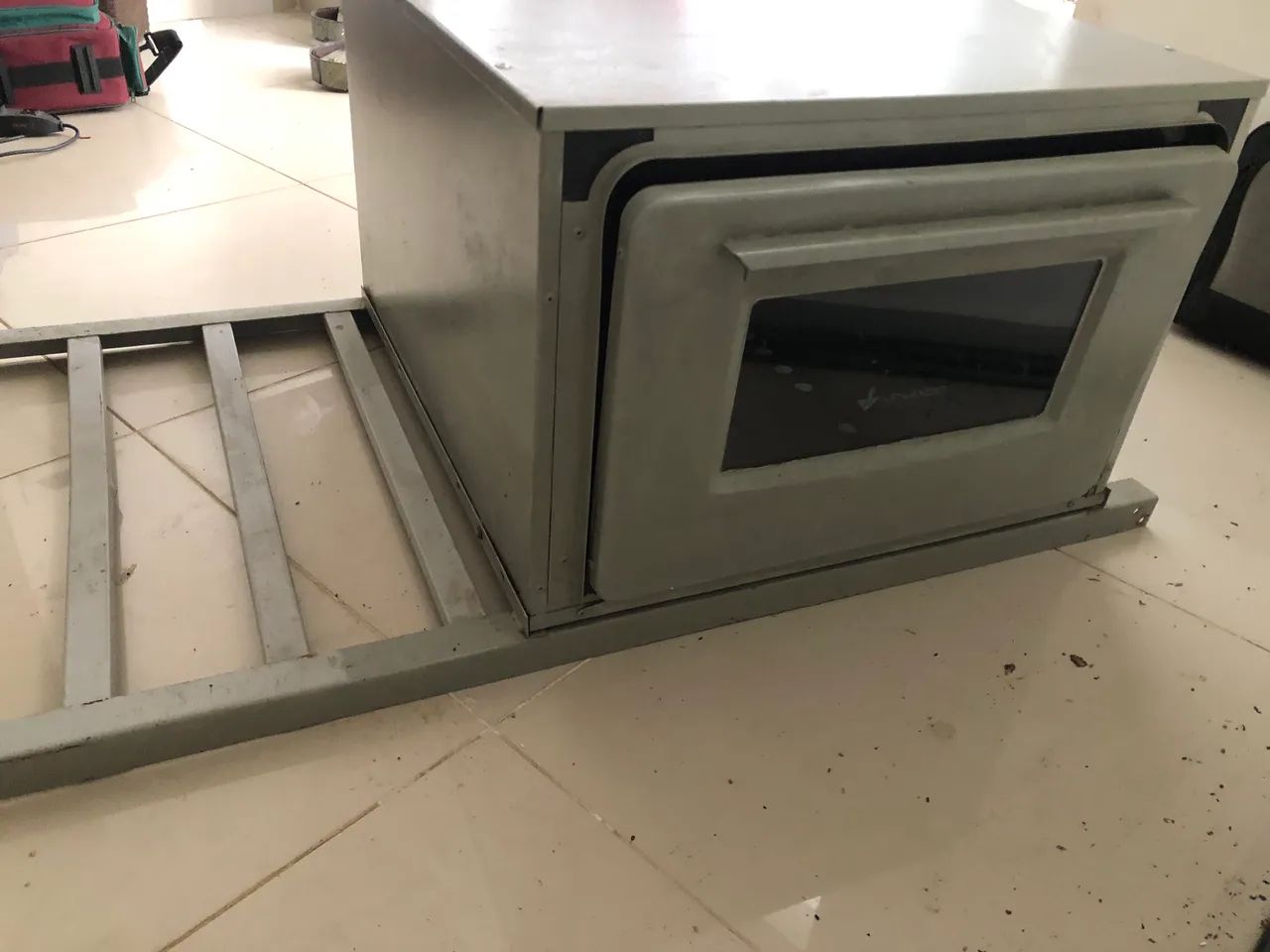Fogão Industrial 5 bocas e forno - Foto 4
