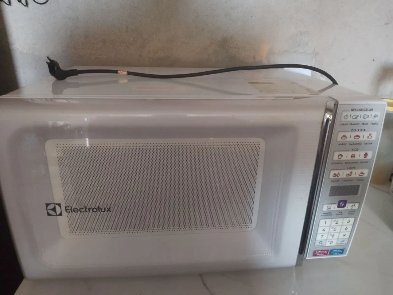 Microondas Eletrolux 34L