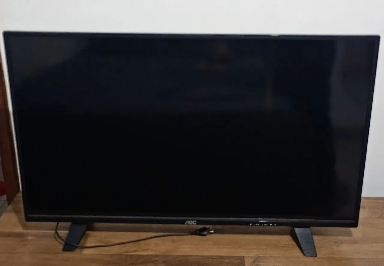 Tv led 40 AOC não é smart + Roku para transformar em smart tv 