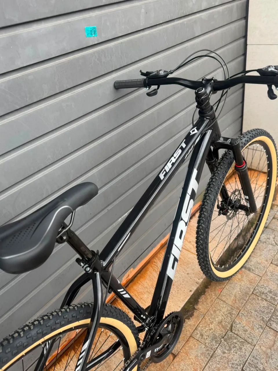 Bicicleta nova  alumínio first quadro 19 câmbios shimano  - Foto 3