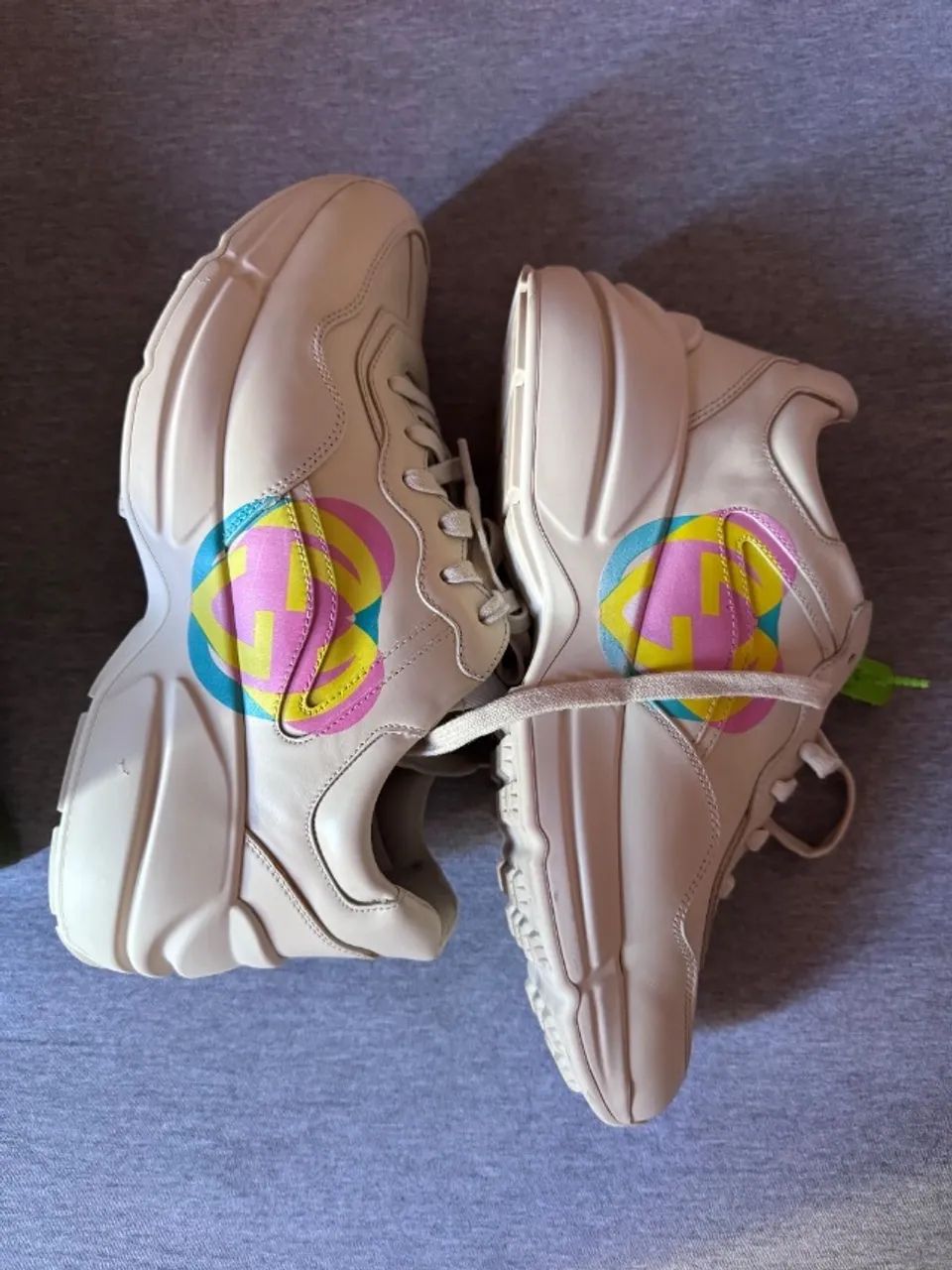 Tênis Gucci Rhyton "Heart"