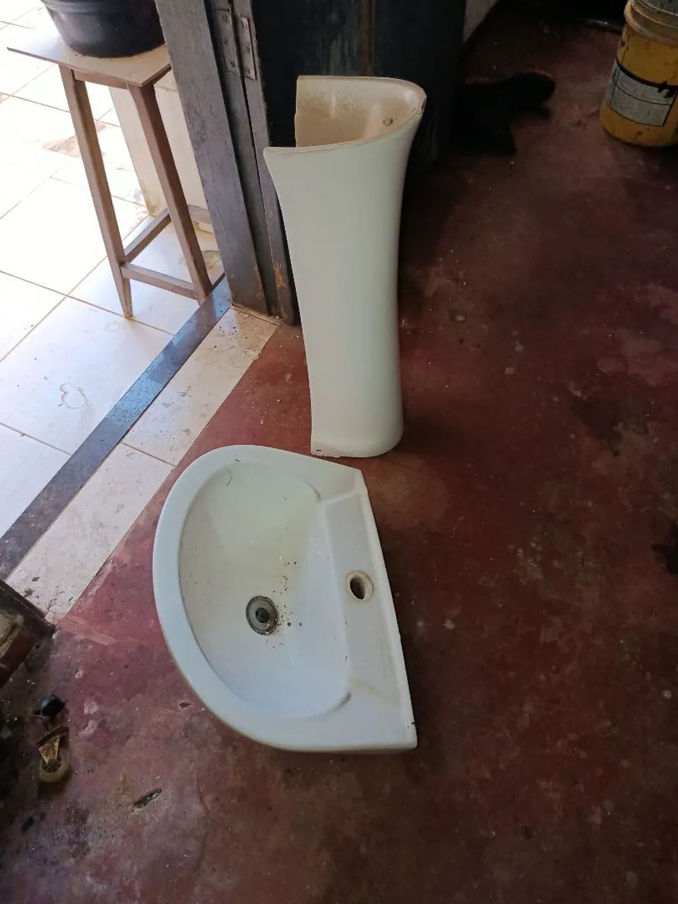 Vendo este lavatório com coluna - Foto 2