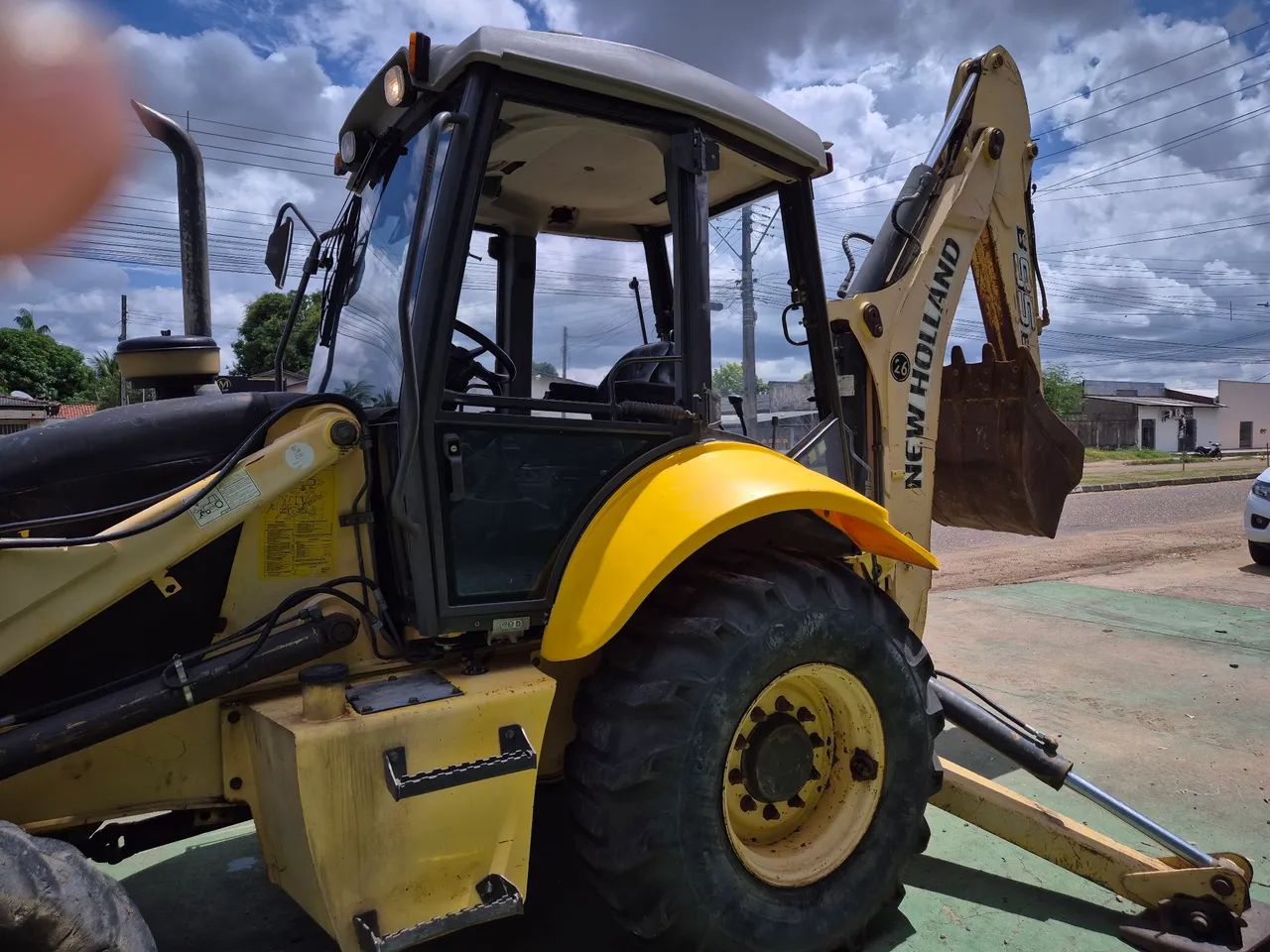 Retroescavadeira new holland b95b 2013 - Foto 4