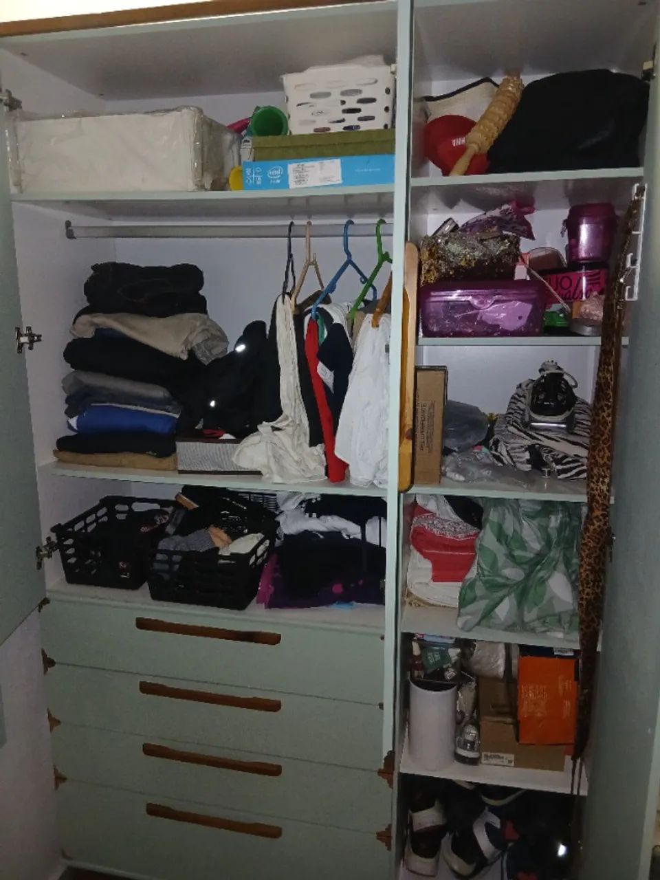 Guarda roupa da Madeira Madeira - Foto 4