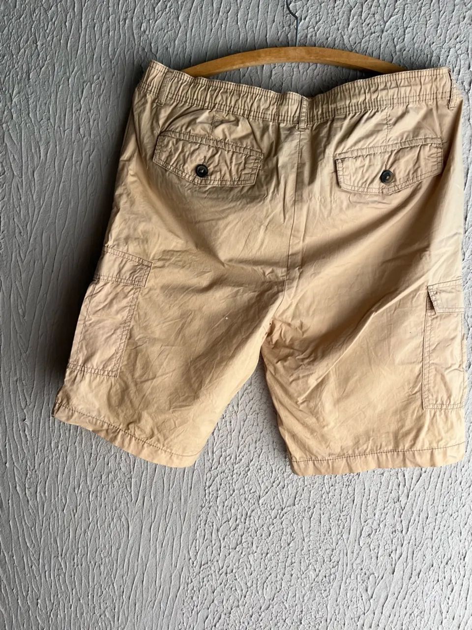 Bermuda masculina cor bege  - Foto 4