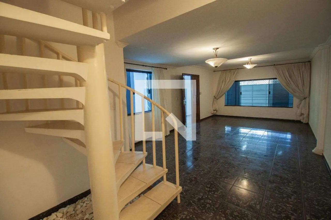 Casa à Venda - Belém, 3 Quartos, 150 m2