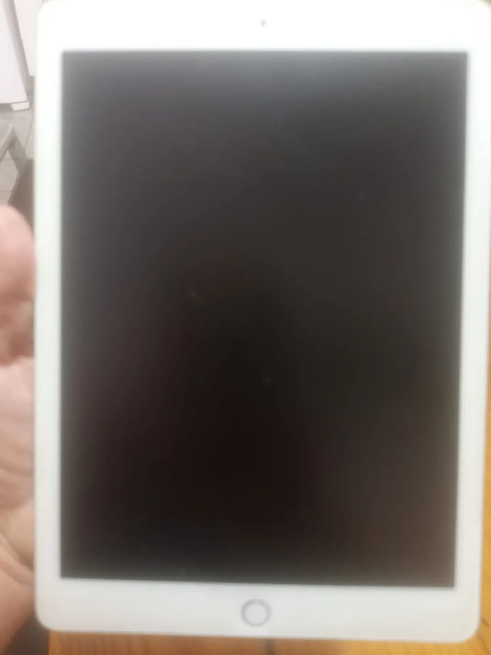 iPad Pro 9 Cinza  com capa - Foto 3