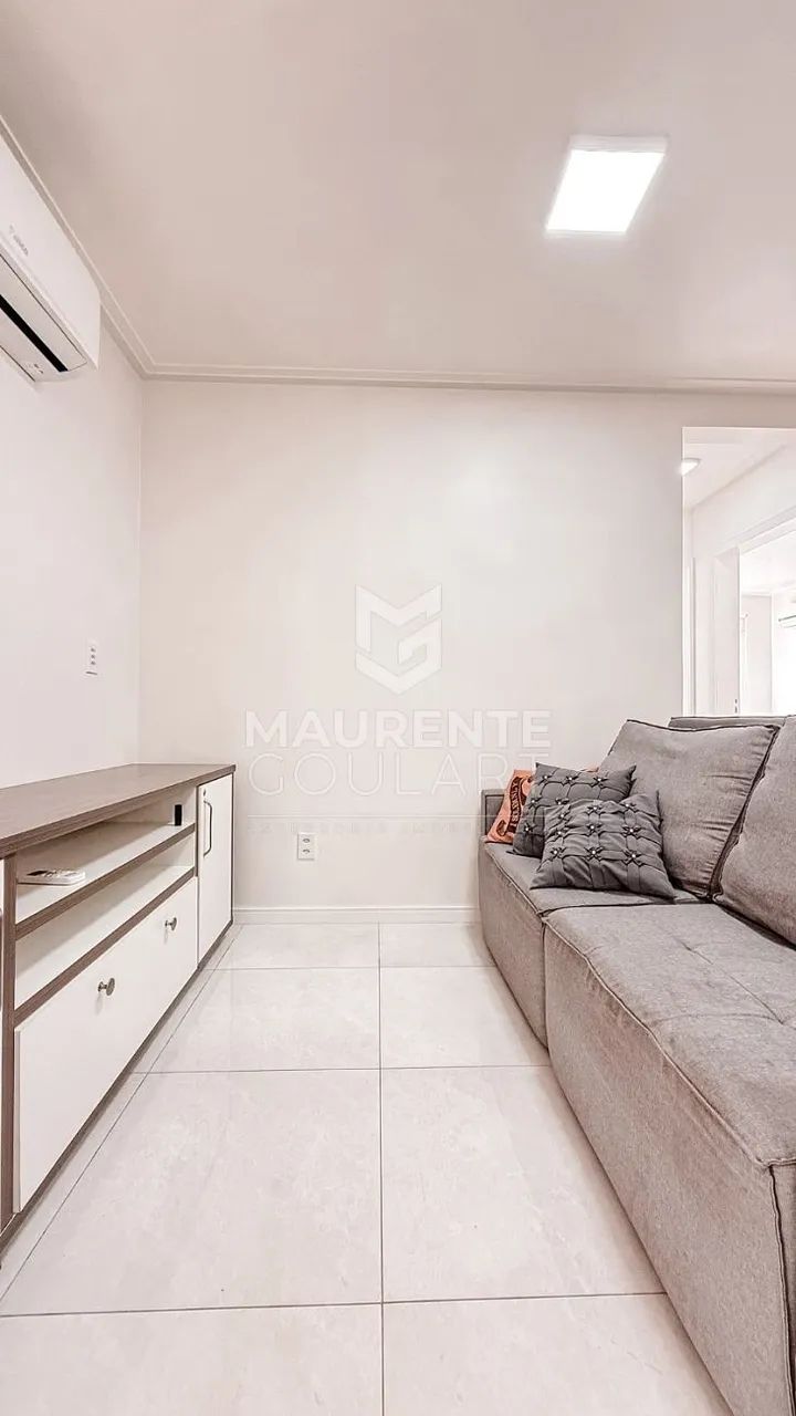 Apartamento com 2 dormitórios no Abraão