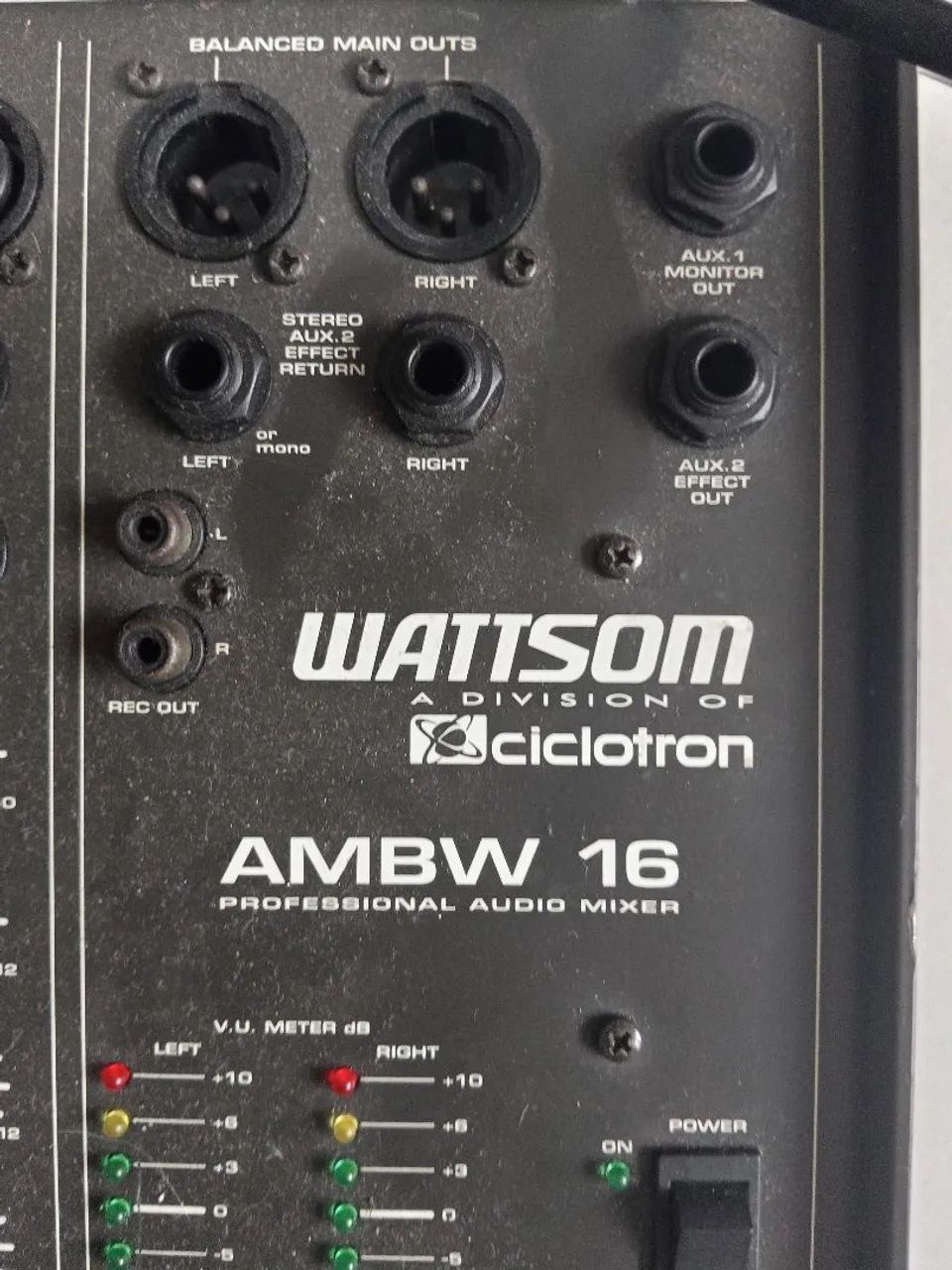 Mesa Ciclotron AMBW16 (Sem efeito)