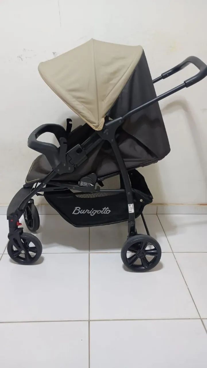 Carrinho de Bebê Burigotto Ecco Preto/cinza - Foto 4