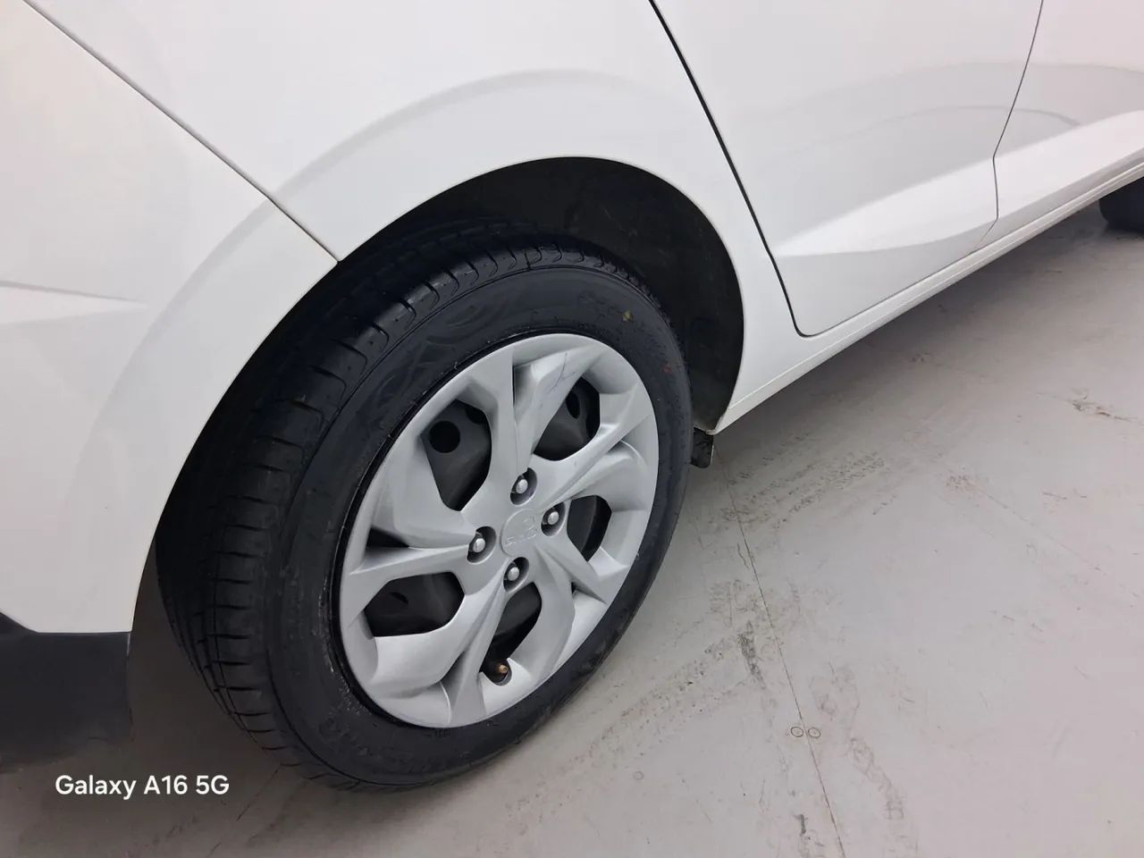 Hyundai HB20 Comfort Plus 1.0 Flex 12V Mec., foto 14 de 18
