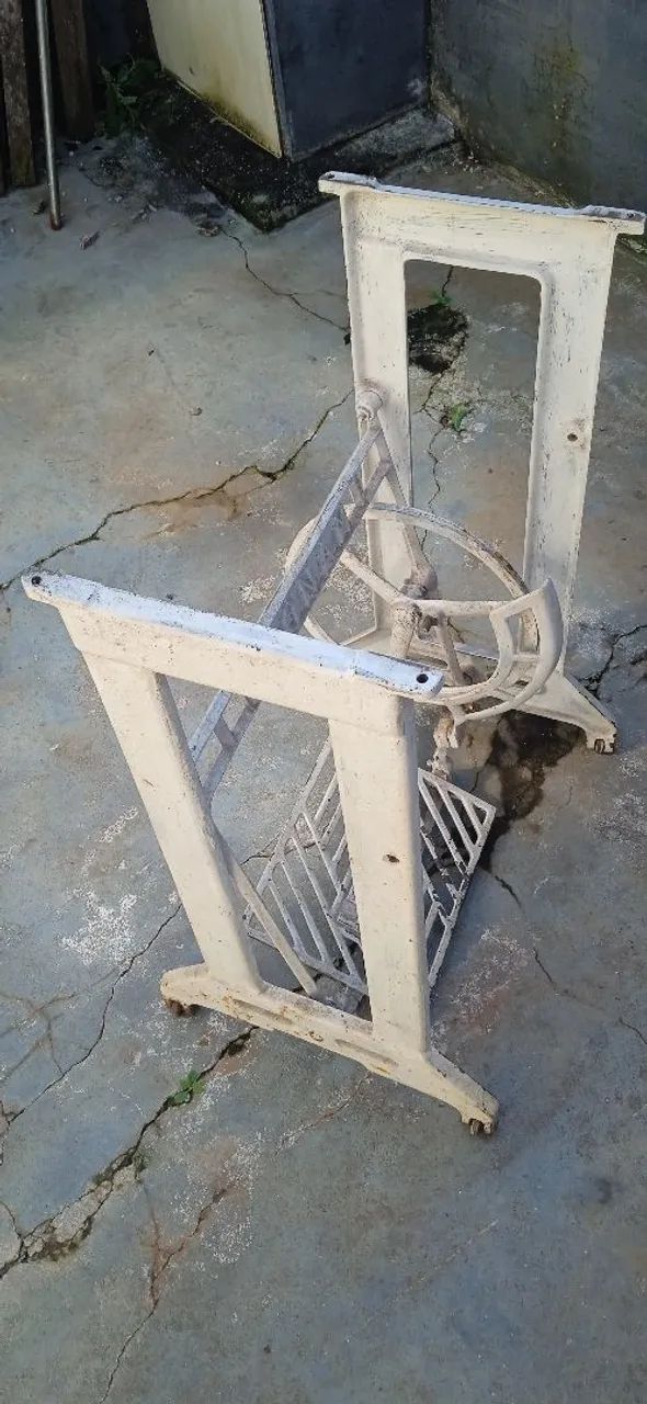 Base de máquina de costura  - Foto 3