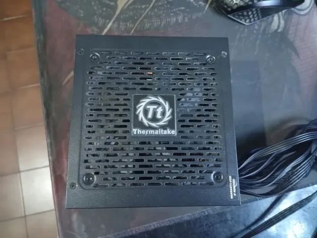 Fonte 650w thermaltake 80plus bronze - Foto 2