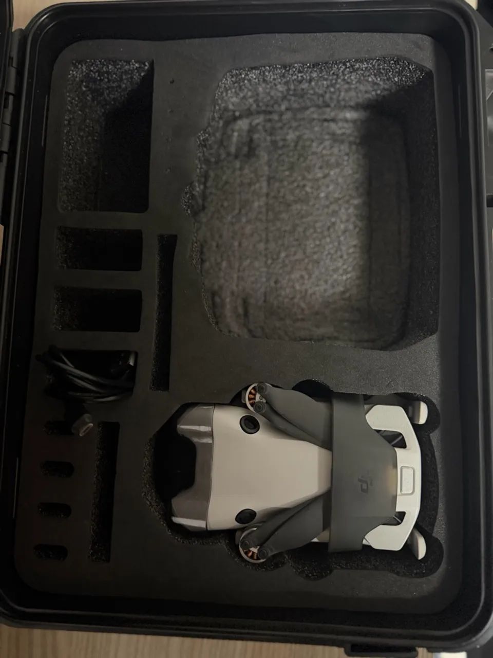 Drone Dji mini 4, com combo fly more pro  - Foto 3