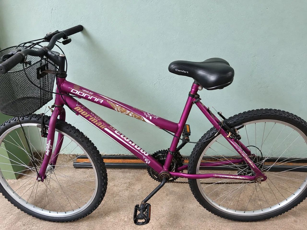 Bicicleta Mormaii Donna Roxa com Cestinha