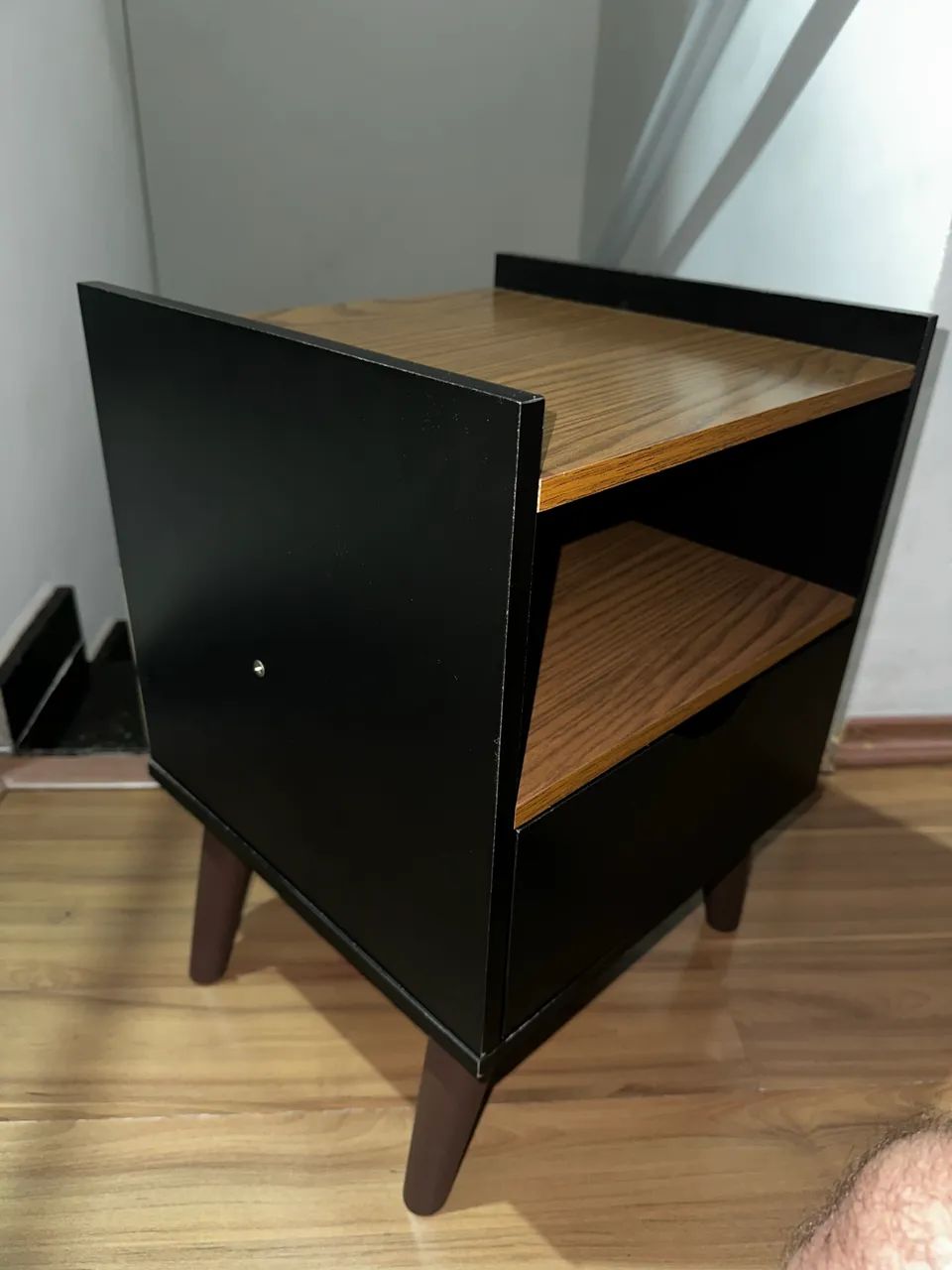Mesa de Cabeceira com 1 gaveta e nicho - Foto 4