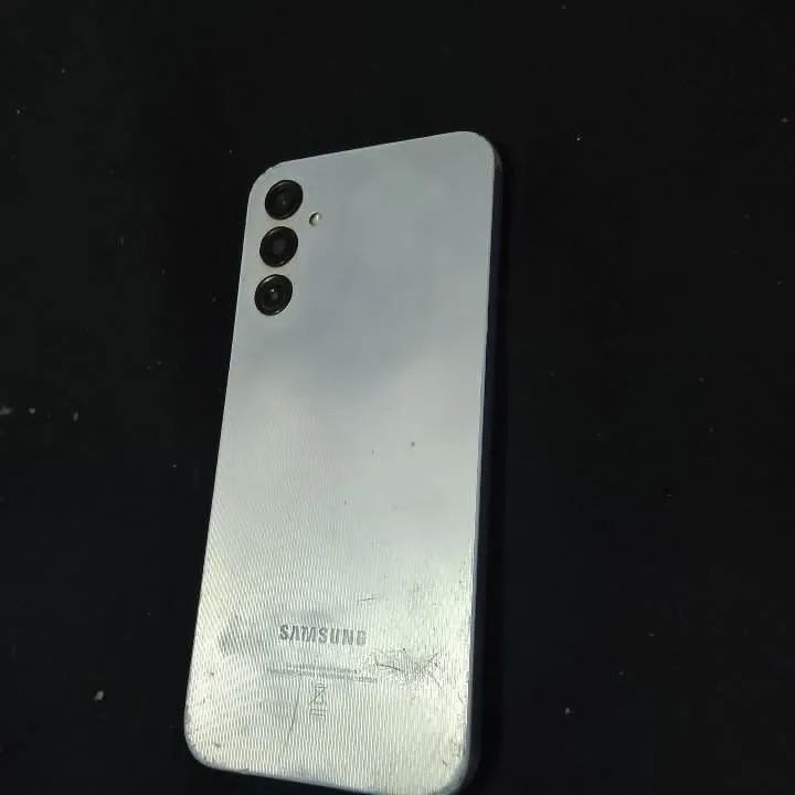 Vende-se a 14 5g 128 gb - Foto 3