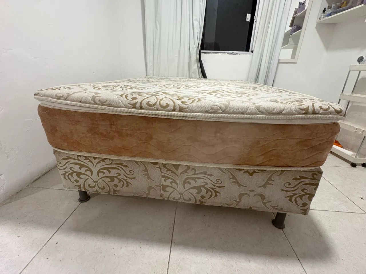 Cama  queen ( 1,58 x  1,98 )  - Foto 5