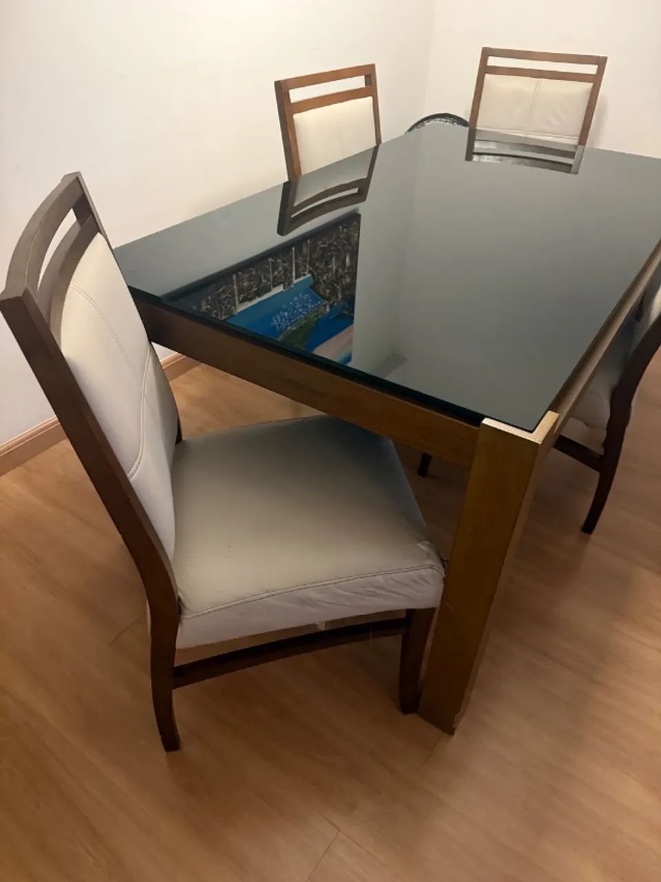 Mesa de jantar quadrada com cadeiras  - Foto 2