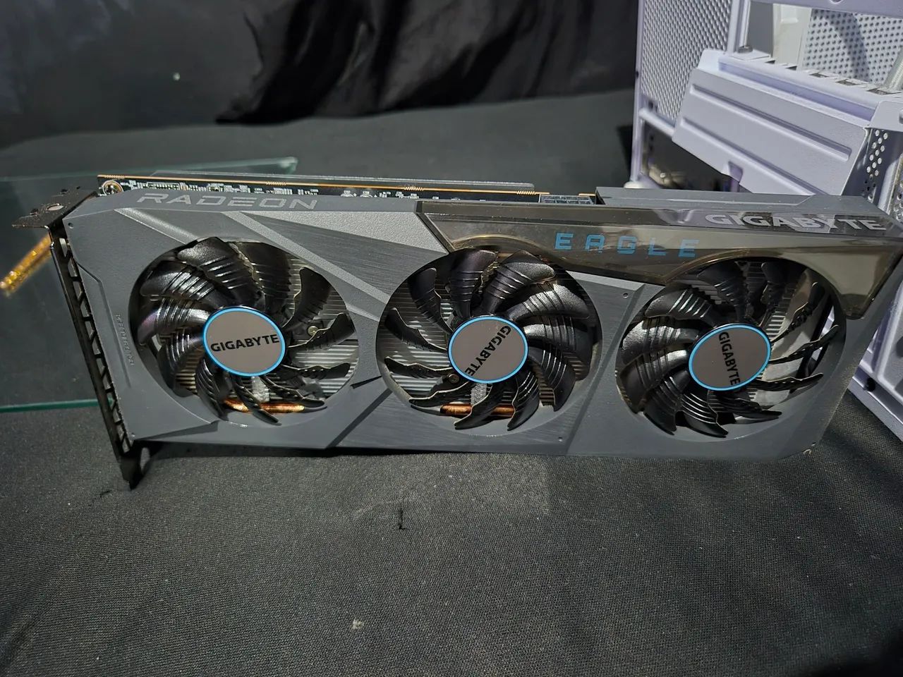 RX6600 8gb gigabyte eagle - Foto 2