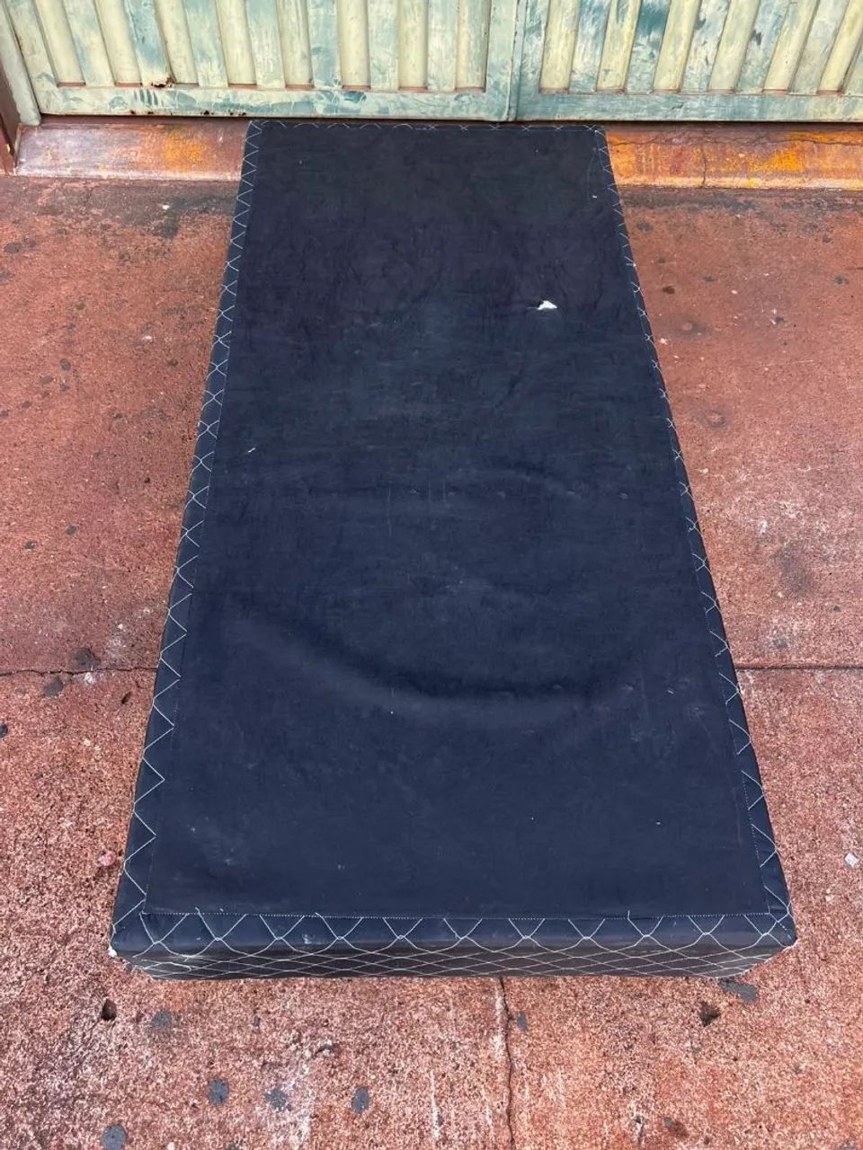 Vendo base box de solteiro usada  - Foto 4