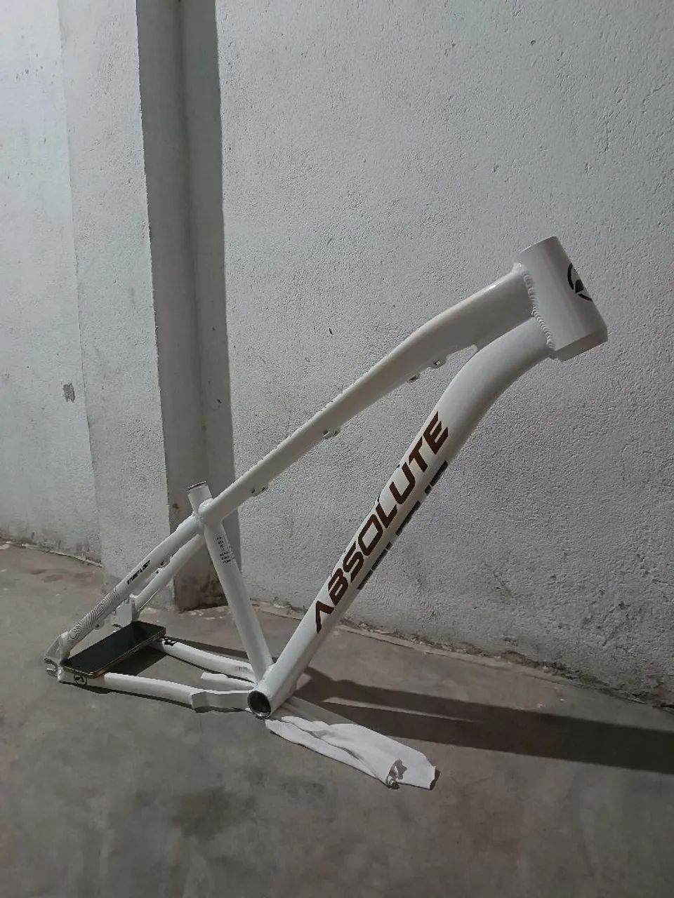 ? ABSOLUTE BRUTUS PRO BRANCO ? - Foto 2