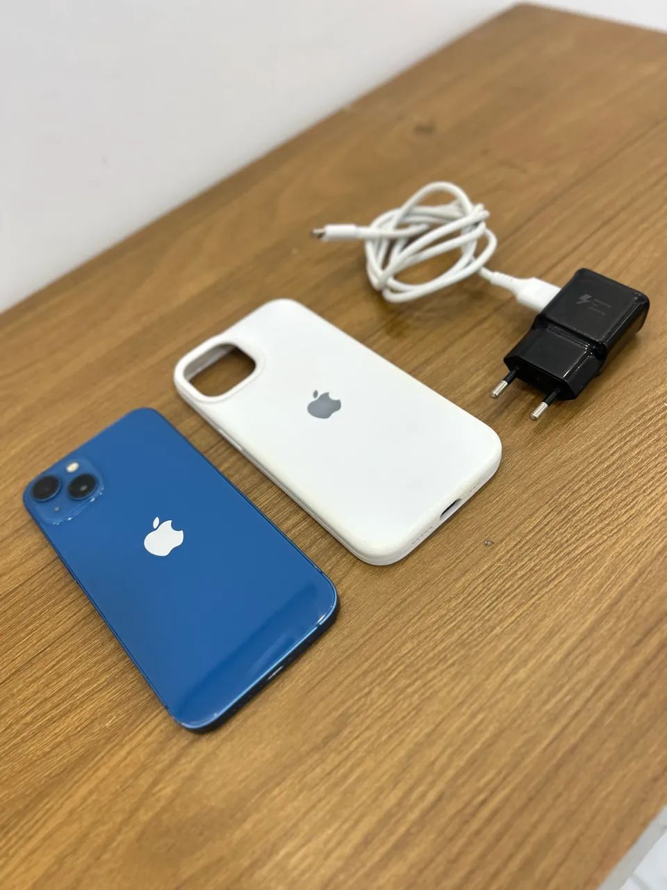 iPhone 13 - 256gb