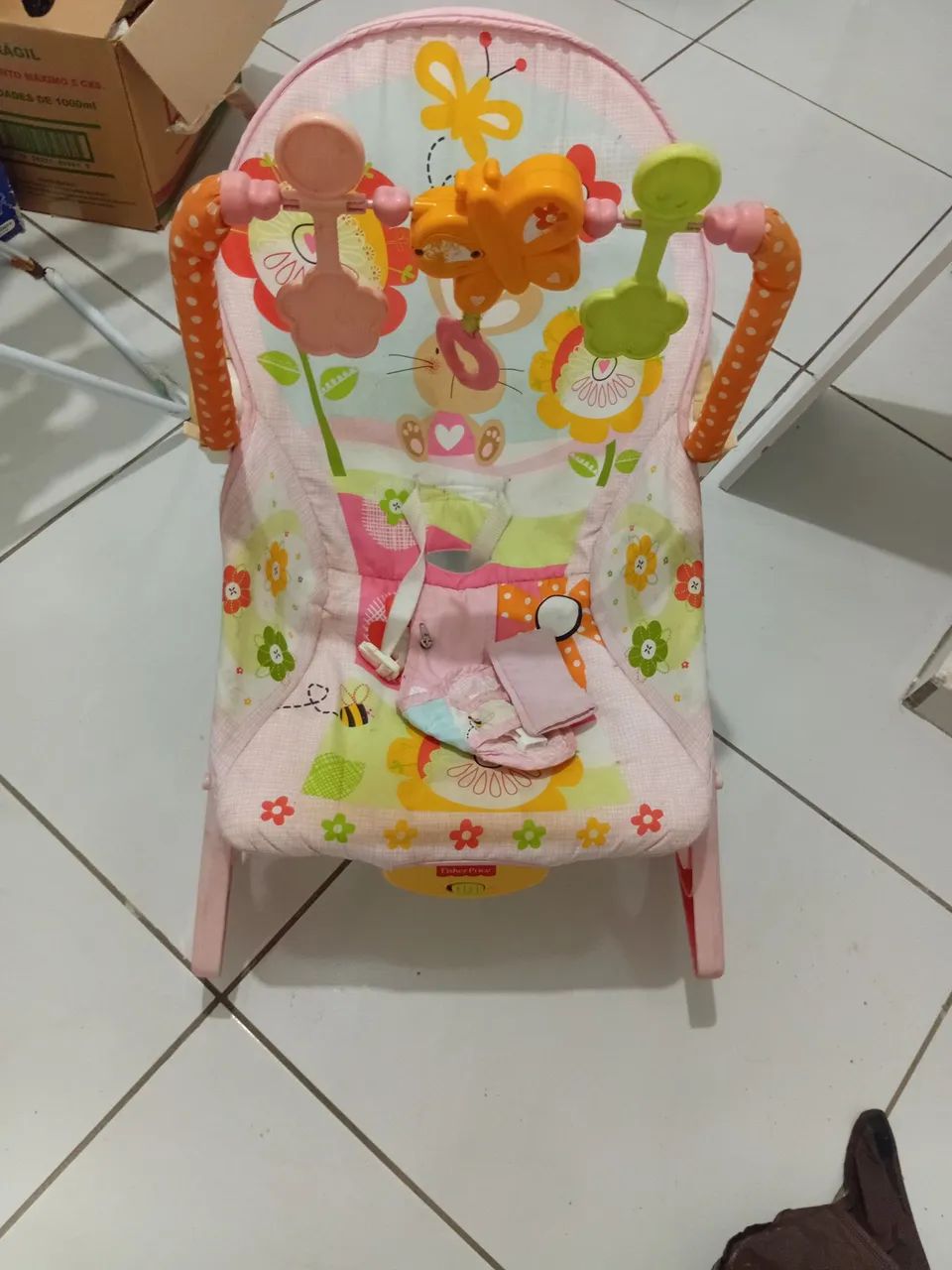 Vende-se cadeira de descanso bebê  - Foto 2
