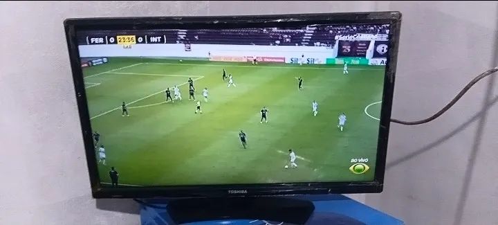 TV MONITOR 24 POLEGADAS
