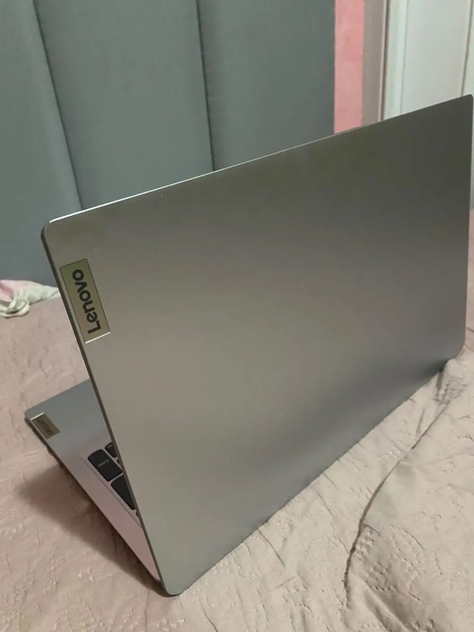 Notebook, mesa e cadeira - Foto 4