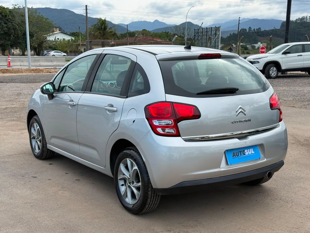 Citroen C3 Tendance 1.5 Flex 8V 5P Mec. 2013 - Foto 3