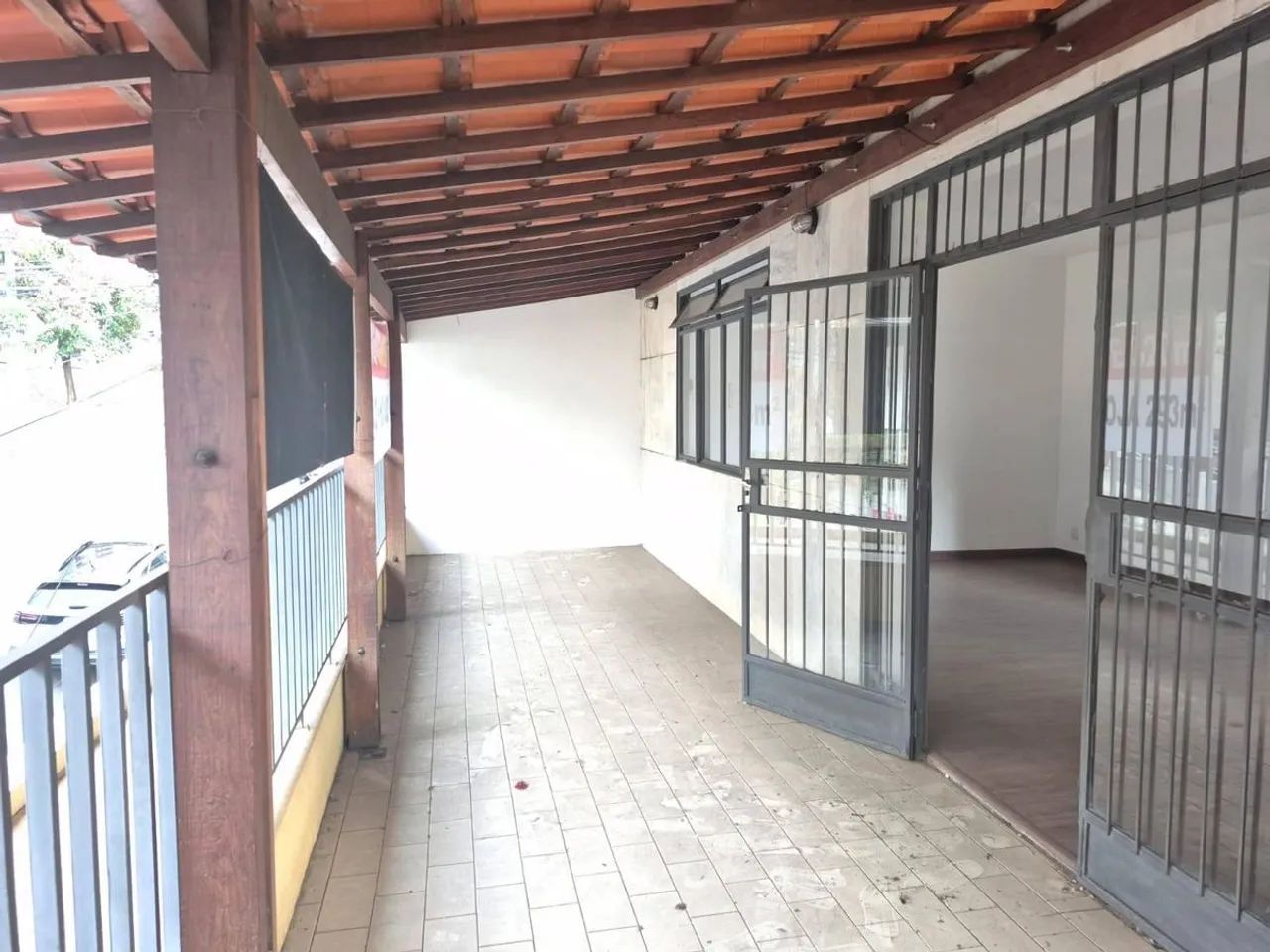 Casa 4 quartos + Loja no bairro São Pedro