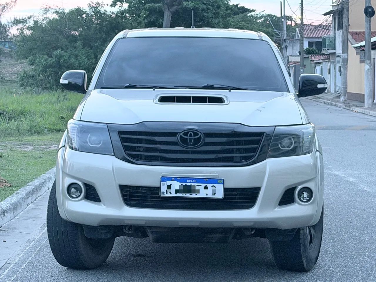 Toyota Hilux CD SRV 4X4 3.0 2013