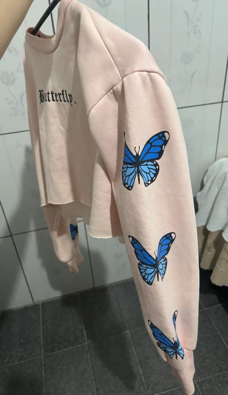 Cropped Manga Longa Butterfly  - Foto 2