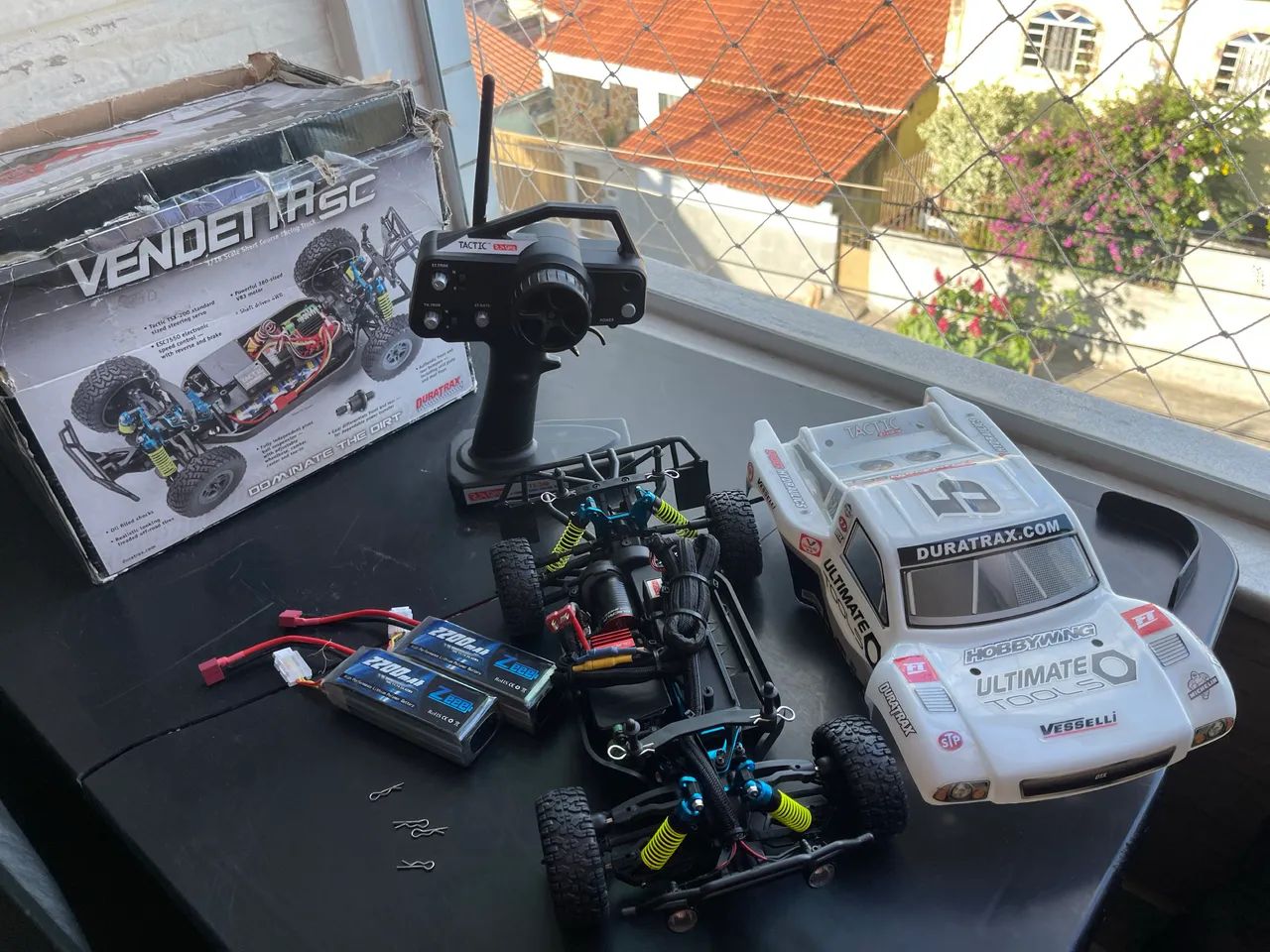 Automodelo Elétrico Duratrax Vendetta SC 1/18 