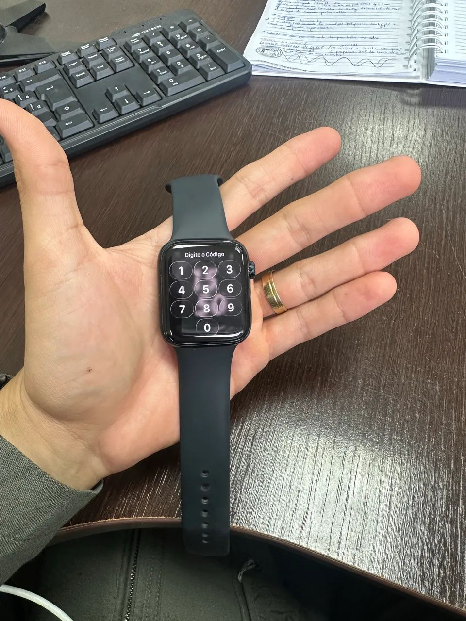 Apple Watch SE 2nd Gen 44MM  - Foto 5
