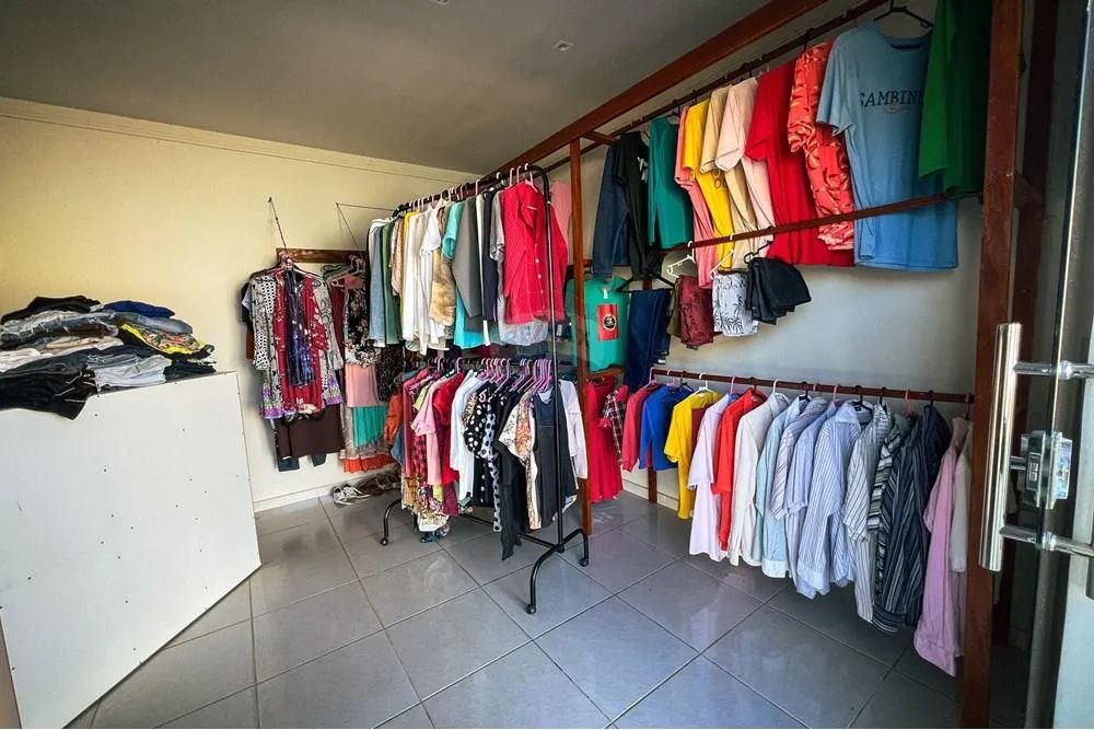 CASA COM PONTO COMERCIALNA URBIS III - Foto 2