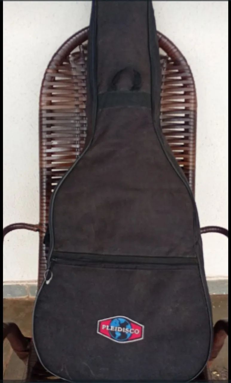 Violão tagima