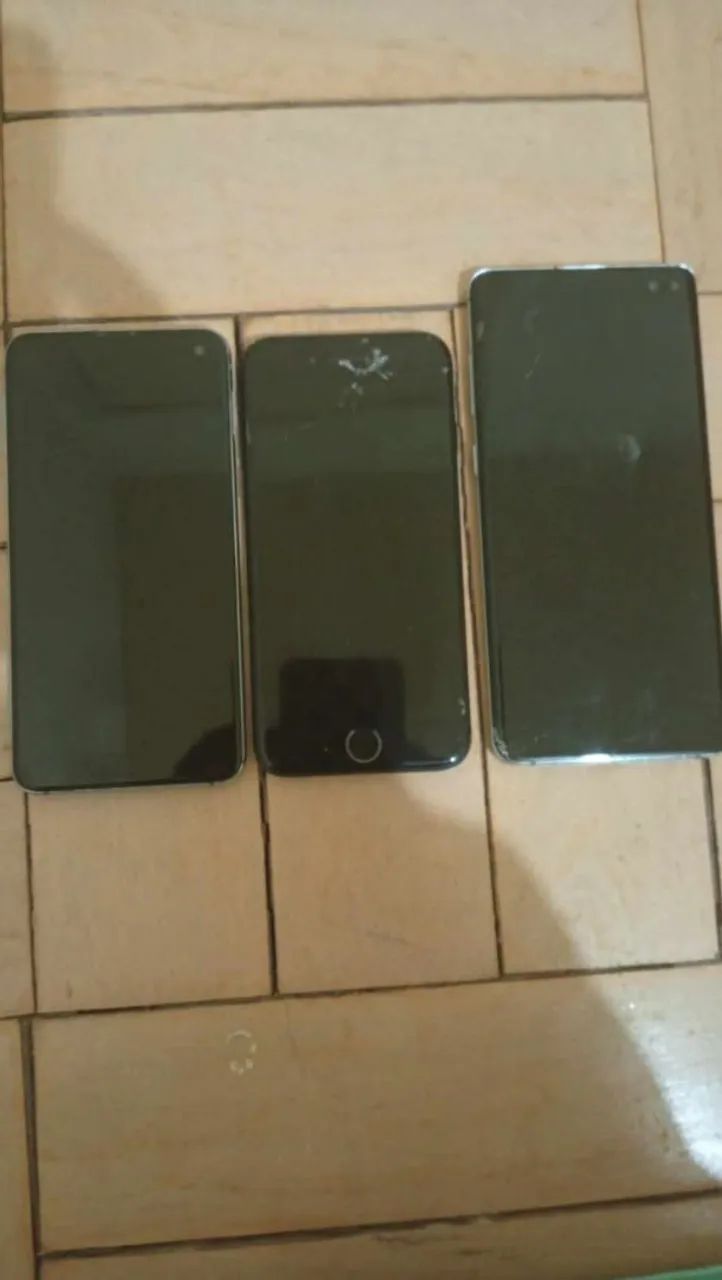 Lote de celulares S10e S10+ iPhone SE 2020 - Foto 2