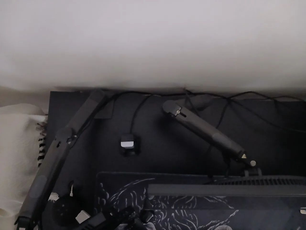 Monitor gamer lg com braço articulado - Foto 2