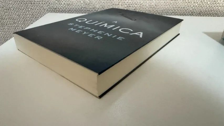 A Química - Stephenie Meyer - Foto 2