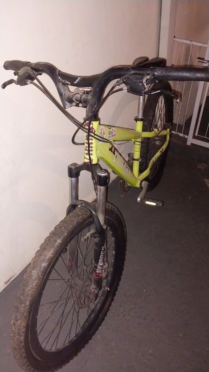 Vendo bicicleta em perfeito estado  - Foto 2